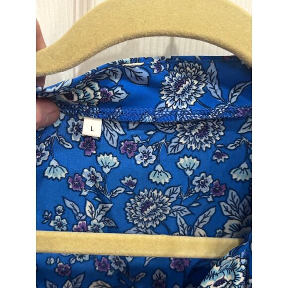 Blue Floral Top Size Large - Picture 5 of 7